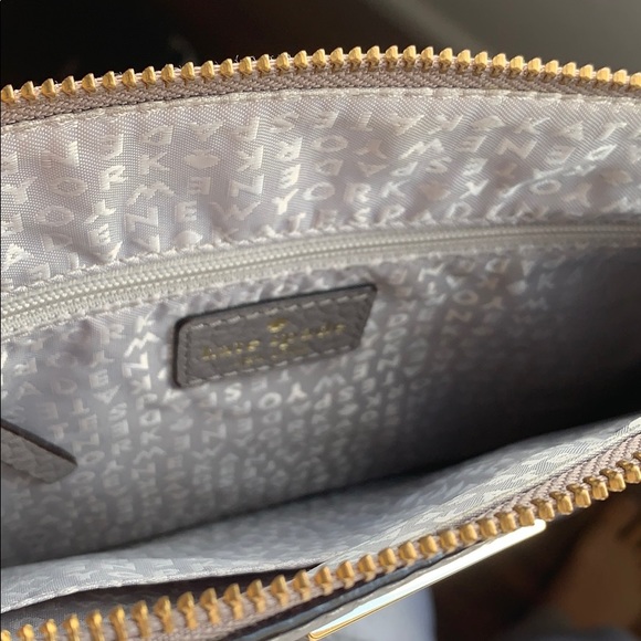 Kate Spade Purse - Picture 4 of 7